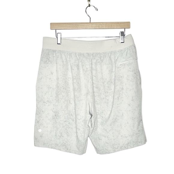 Lululemon T.H.E. Short 9" *Linerless Gravel Dust Alpine White Multi Large - Picture 6 of 9